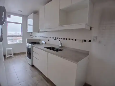 Avenida Emilio Castro 4900, Piso 10