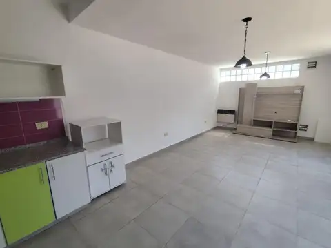 Depto Tipo Casa en Venta 6 años
