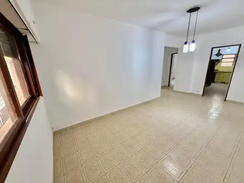 Depto en Venta-  -3 amb con balcón - Centro V Ballester