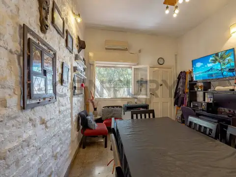 Casa 4 ambientes con 1 baño