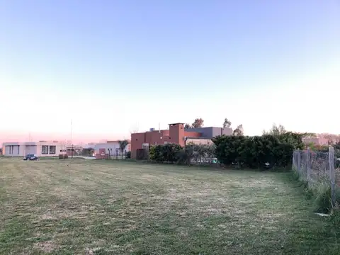 Terreno en Venta en Pilar del Este - San Eduardo, USD 33.000