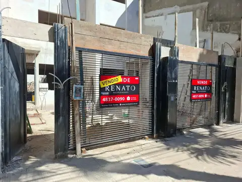 TRIPLEX PREMIUM A ESTRENAR 5 AMBIENTES - COCHERA - JARDIN