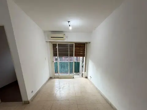 Rivadavia 3400, Piso 1°