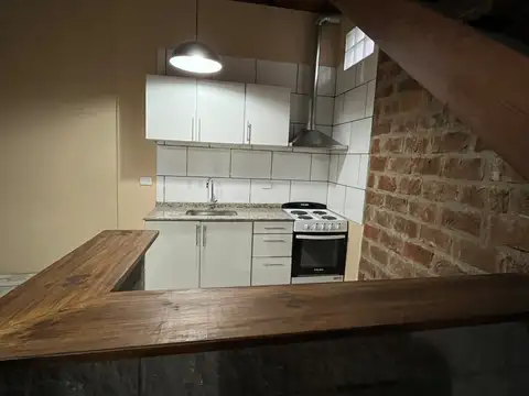 Depto Tipo Casa en Alquiler de 2 ambientes
