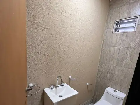 Depto Tipo Casa 2 ambientes con 1 baño