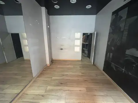  EN EXCELENTE UBICACIÓN, A MTS DE AV CORRIENTES, PROXIMO A ZONA OUTLETS 