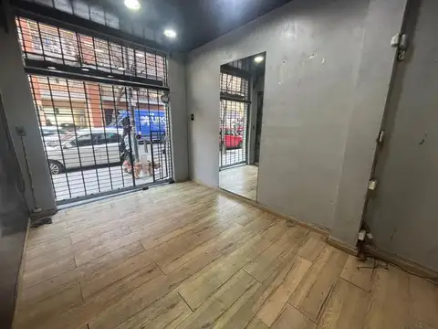  EN EXCELENTE UBICACIÓN, A MTS DE AV CORRIENTES, PROXIMO A ZONA OUTLETS 