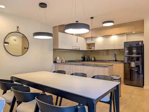 CASA DE PASILLO NO PH EN VENTA DE DOS DORMITORIOS EN ZONA CENTRO