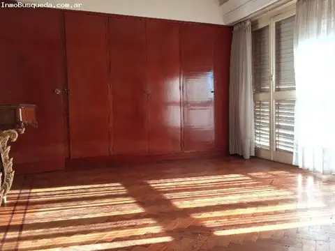 Departamento 6 ambientes con 2 baños