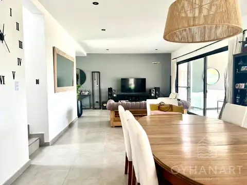 Casa en Venta en Pilar Del Este - Santa Sofia, USD 245.000