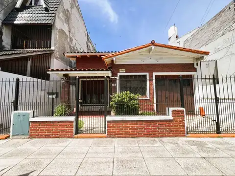 Casa en venta en Ramos Mejia Sur