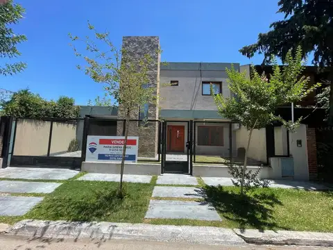 VENTA CASA 4amb BARRIO PQE JORGE NEWBERY EL JAGÜEL