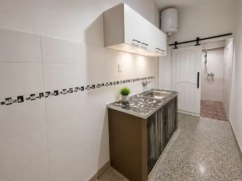 Casa 6 ambientes con 2 baños