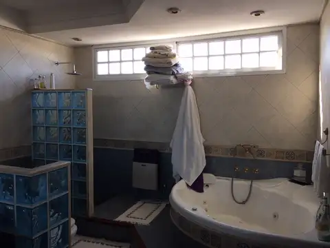 (RSP-RSP-392) Casa - Venta - Argentina, La Matanza - CHUBUT 400