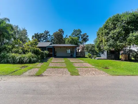 Av. Jorge Newbery 9041, Schweitzer 9046