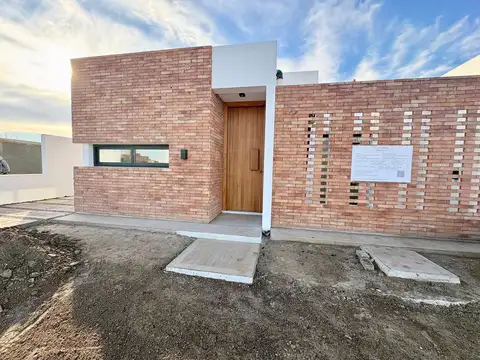 manzana 94 lote 11 campos de manantiales 9400