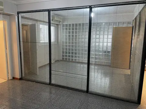 Oficina en Venta en San Nicolás, USD 130.000