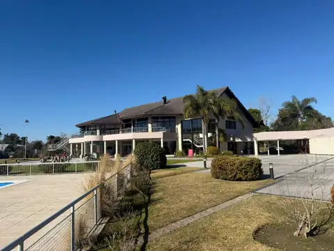 Casa en Alquiler de 3 dormitorios