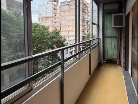 Departamento 4 ambientes con 2 baños