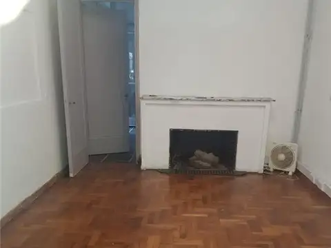 Oficina en Alquiler con 1 cochera