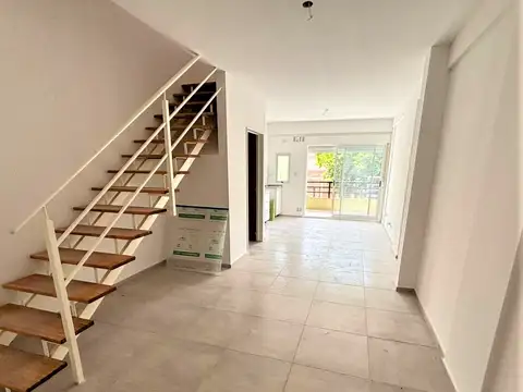 Depto Tipo Casa en Venta en Boedo, USD 165.000