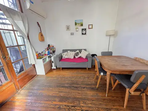Depto Tipo Casa 2 ambientes con 1 baño