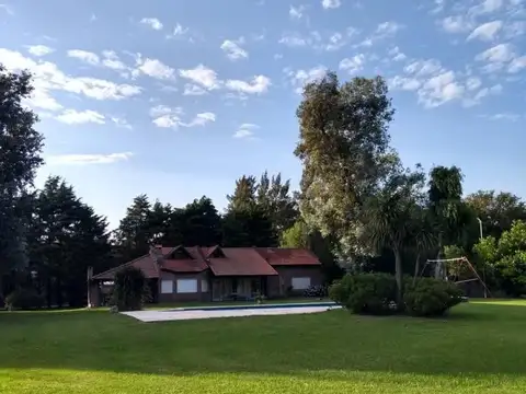 VENTA CASA 4 AMBIENTES, BARRIO STA. BRIGIDA, LOS CARDALES