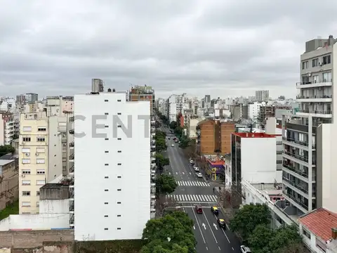 VENTA OFICINA A ESTRENAR CON 3 COCHERAS