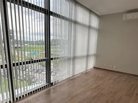 Oficina en Alquiler en Countries y Barrios Cerrados en Pilar, USD 1.000