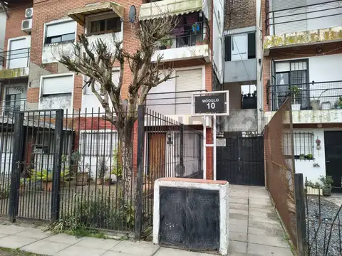Calle 141 bis entre 58 y 59 , Piso 0