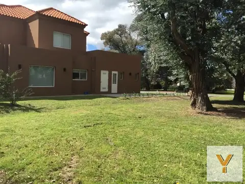 Terreno en Venta en Las Praderas de Luján, USD 42.000