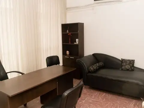 OFICINA EN VENTA LA PLATA