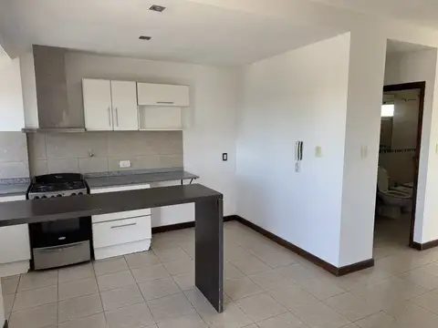 Departamento en Alquiler en La Plata, $ 550.000