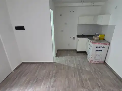 Portela 200, Piso pb