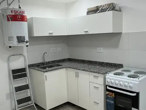Moderno y luminoso monoamb a estrenar con patio propio en excelente ubicacion: Portela 275, Lomas de Zamora