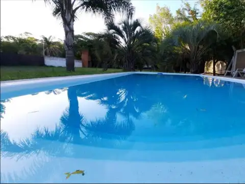 Venta Casa Quinta 3 Amb Pileta Parque en Abasto, La Plata