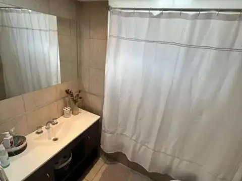 Departamento en Venta en Villa del Parque, USD 139.900