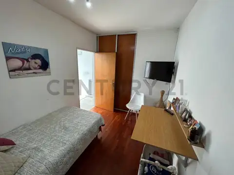 VENTA PH 5 AMBIENTES EN MATADEROS CON PATIO Y SIN EXPENSAS