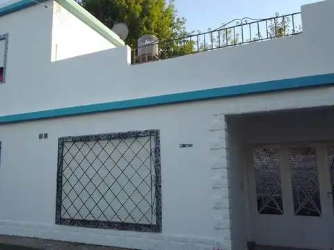 CASA DE 2 PLANTAS APTA CREDITO