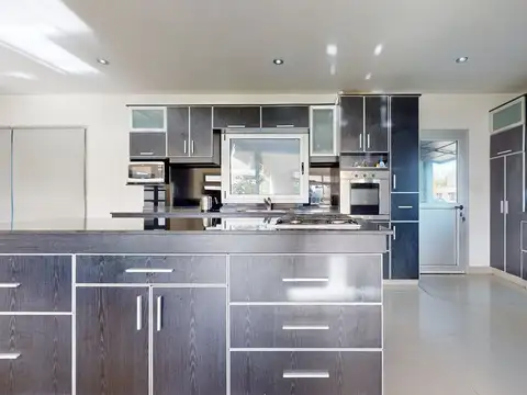 Casa en VENTA 4 dorm. en Club de Campo La Candida
