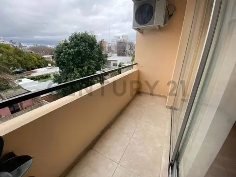 VENTA DE DEPARTAMENTO EN CALLE 16 E/ 39 Y 40 3ER PISO