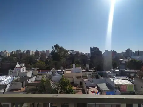 Excelente Ubicación, Suite y toilette. Gas