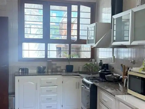Casa en Alquiler en Los Troncos, USD 1.300