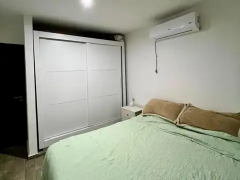 Casa en Alquiler Temporal con 1 cochera