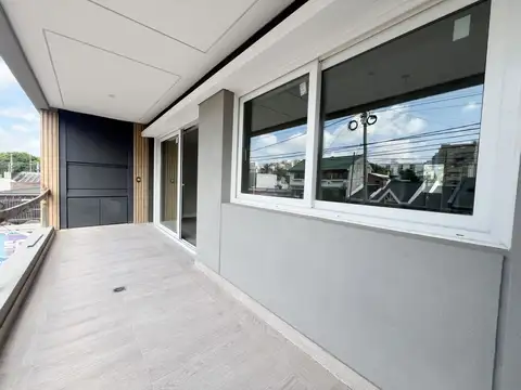Departamento en Venta con 2 cocheras