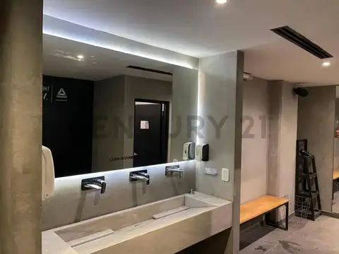 Oficina Monoambiente con 2 baños