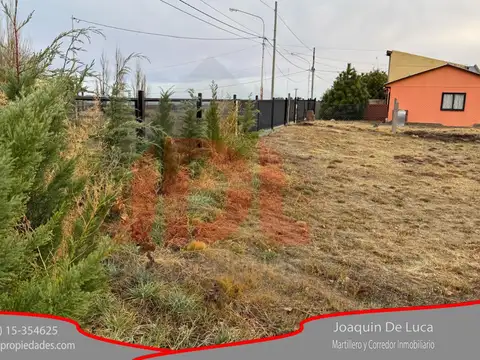 Vivienda en venta con gran lote en esquina