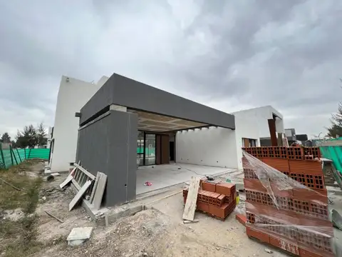 Casa en Venta en Canning, USD 260.000