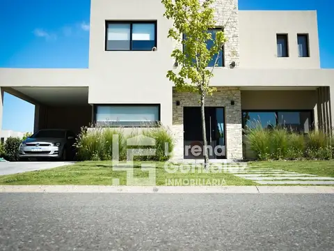 Puertos del Lago, Casa en venta