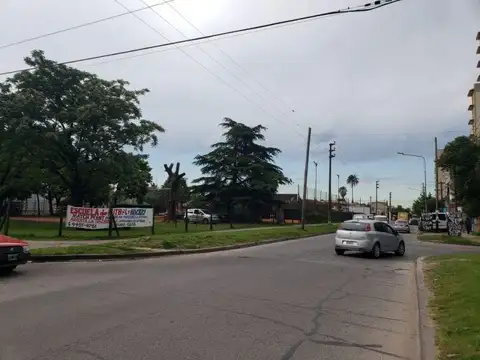 Terreno - Alquiler - Argentina, San Miguel - Int. Juan Irigoin 900